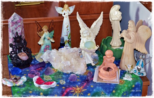 2016_09_21_angel-altar